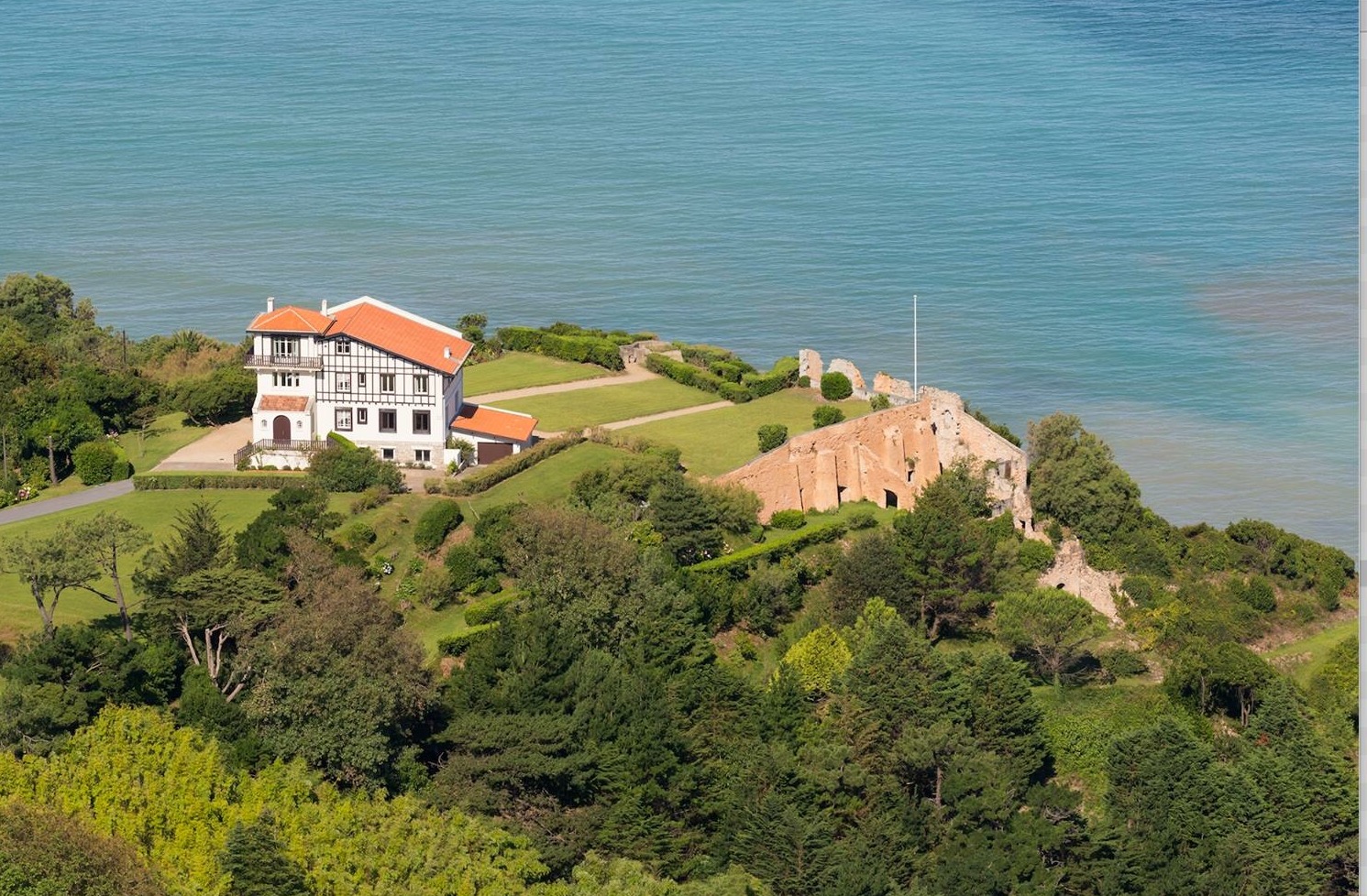 Maison Pays Basque Vue Mer | Ventana Blog