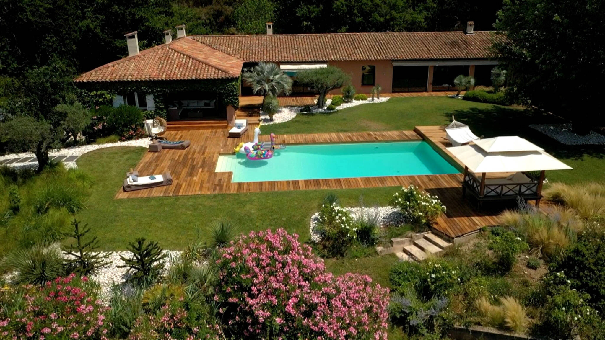 "MAISONS DE RÊVE" : Le nouveau jeu immobilier sur TFX à partir du 18 avril à 17h40