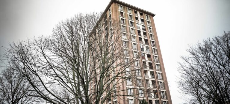 Immeuble HLM à Pantin en Seine-Saint-Denis