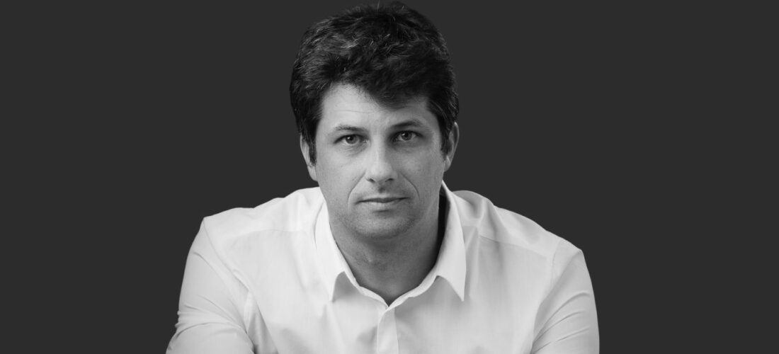 Maitre Antoine Sillard est avocat en droit immobilier au cabinet SVA