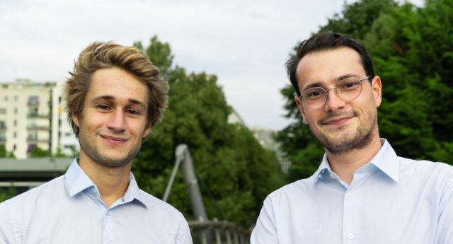 Portrait des fondateurs de la proptech Hestia,Adrien Peligny et Nino Spiegel