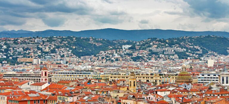 Vue aérienne de la ville de Nice