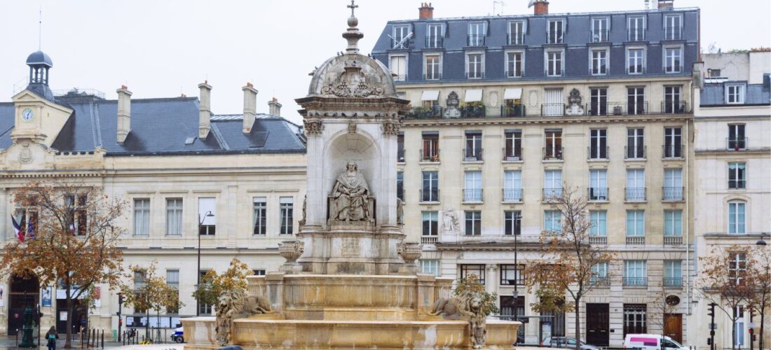 La place saint-Sulpice à Paris 6