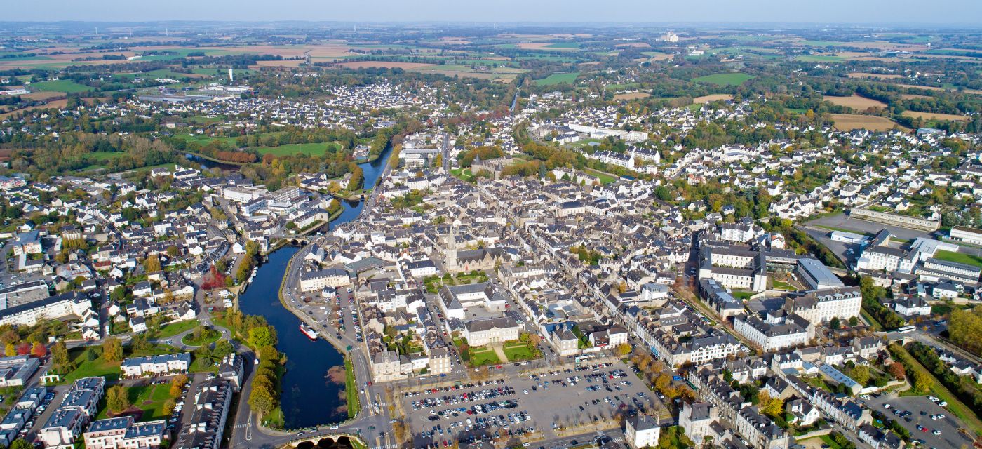 Vue aérienne de Pontivy (Morbihan)