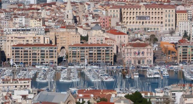 Vue du vieux port à Marseille