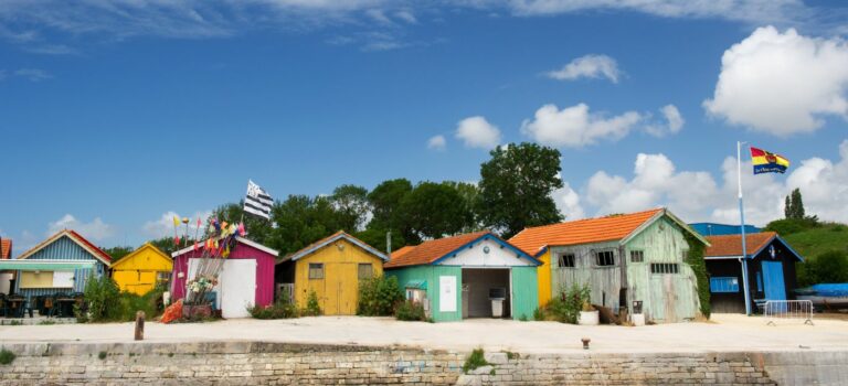 Vue de maisons sur l'ile d'Oleron