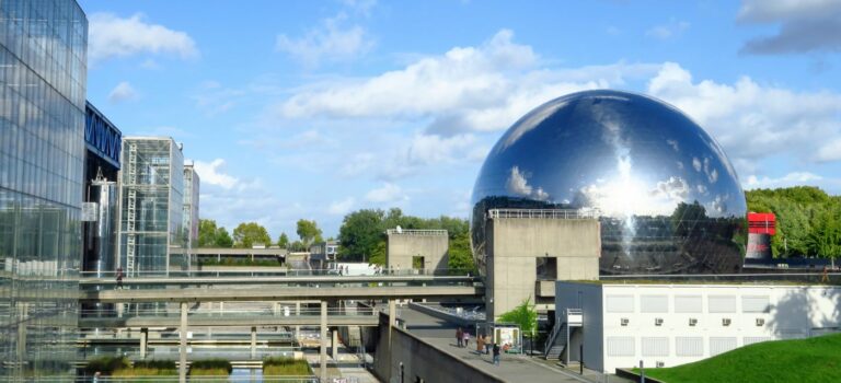 Cite des sciences de La Villette et La Geode