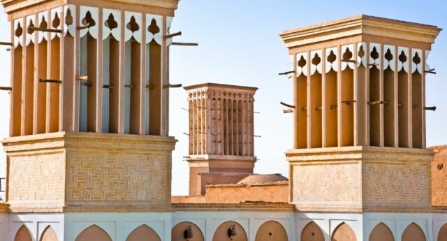 Badguirs ou tours attrape-vent à Yazd en Iran