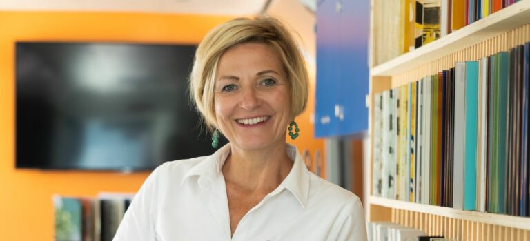 Christine Riou Feron, Présidente de RIOU Glass