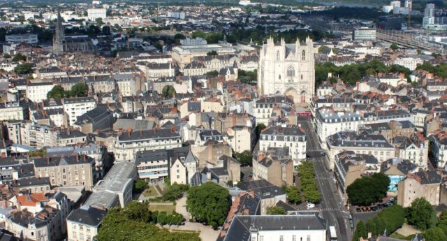 Vue aerienne de Nantes depuis la Tour de bretagne
