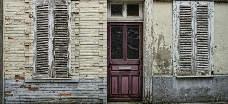 Facade d'un immeuble insalubre