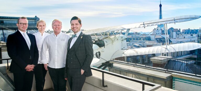 Equipe du restaurant Oiseau Blanc du Peninsula (Paris 16)