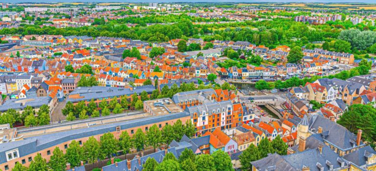 vue aerienne d'amiens