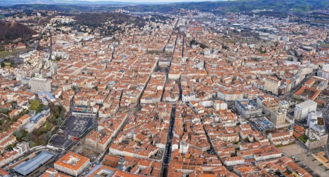vue panoramique de la ville de saint etienne