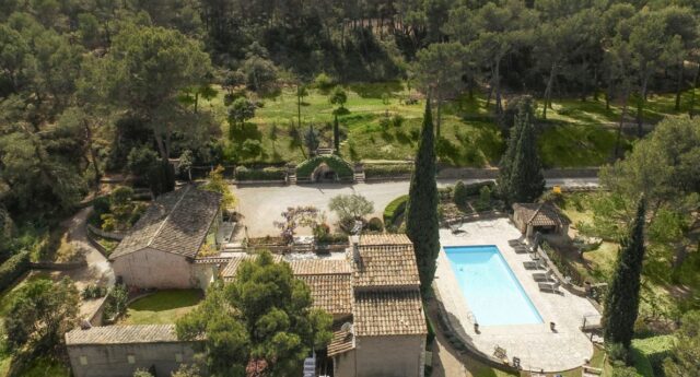 Maison dans les Alpilles