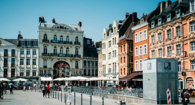 place pietonne Lille pour illustrer l'immobileir à Lille