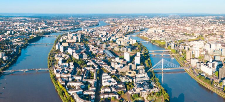 vue de la ville de nantes dans les Pays de la Loire