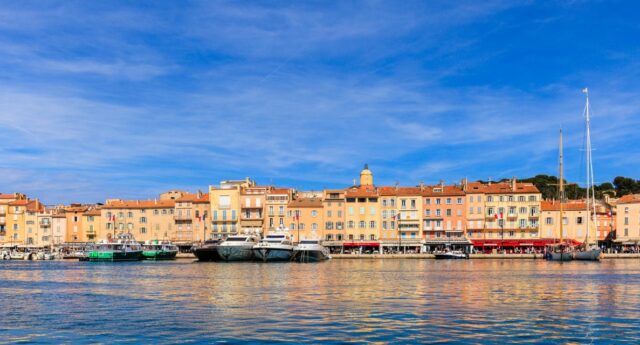 Vue de Saint Tropez depuis la mer