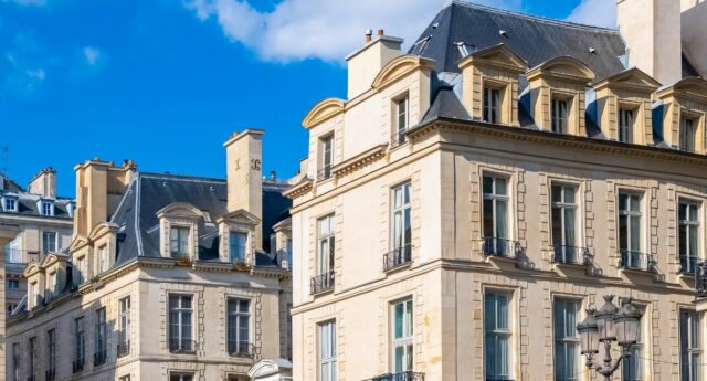 Que peut-on acheter Paris avec 300 000 euros