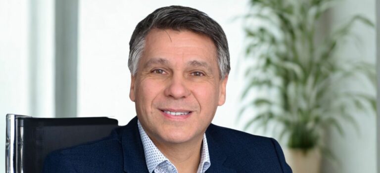 Portrait de Bruno Rouleau, delegue general de la Federation du Courtage en Credit