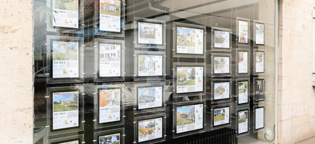 Vitrine agence immobiliere