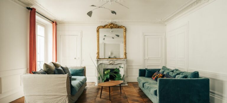 Un appartement haussmannien de charme à Paris 7ᵉ