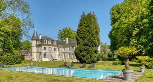 Manoir a Chantilly a vendre par John Taylor