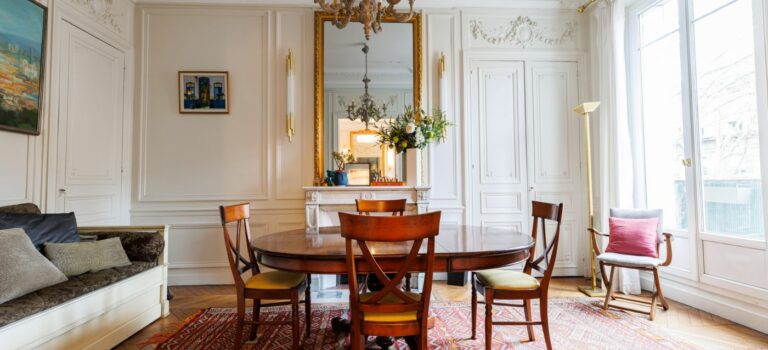 Appartement a vendre face à la Sainte-Chapelle sur l'Ile de la Cite