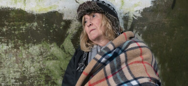 Un gymnase municipal a Montreuil pour les femmes SDF