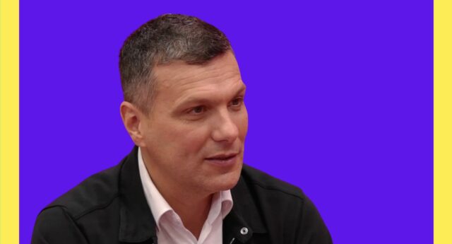 Stephane Anfosso, directeur de Figaro Classifieds en pochette de Mon Podcast Immo