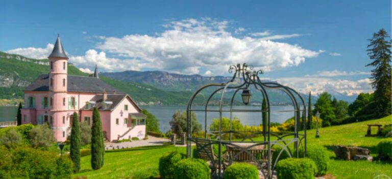 Kretz Real Estate annonce la vente du chateau rose