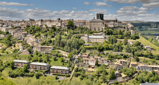 vue aerienne de la ville de Aurillac