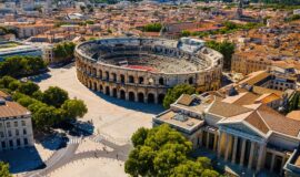 vue aerienne de la ville de Nimes