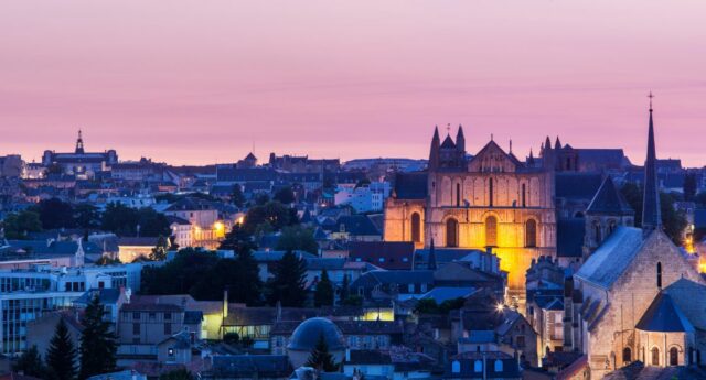 visuel de la ville de Poitiers