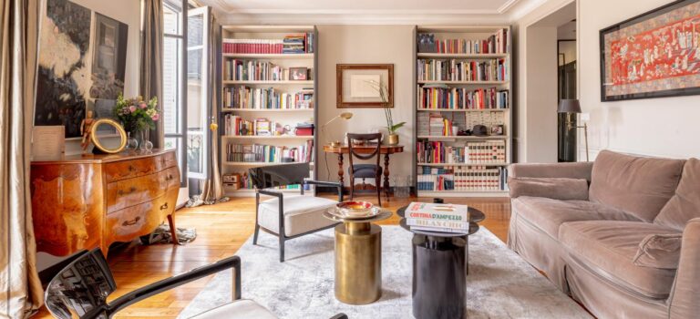 Appartement lumineux a vendre a Paris