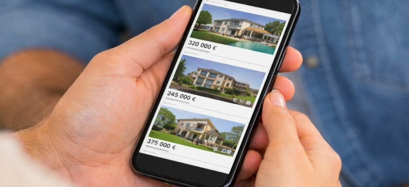 Annonces immobilieres consultees sur smartphone