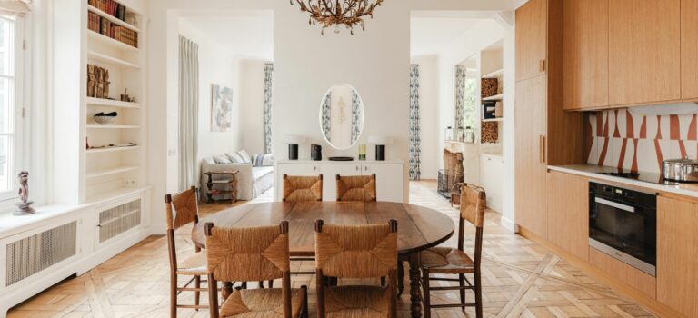 Appartement de charme au calme sur jardin a vendre a Paris