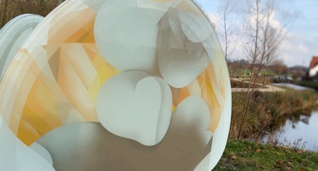 sculpture de guillaume botazzi dans une residence senior