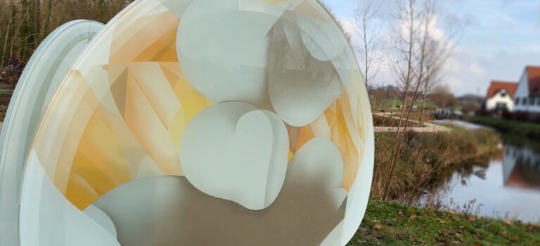 sculpture de guillaume botazzi dans une residence senior