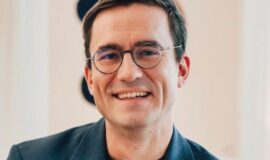 Portrait de Vincent Pavanello, president de la maison des mandataires