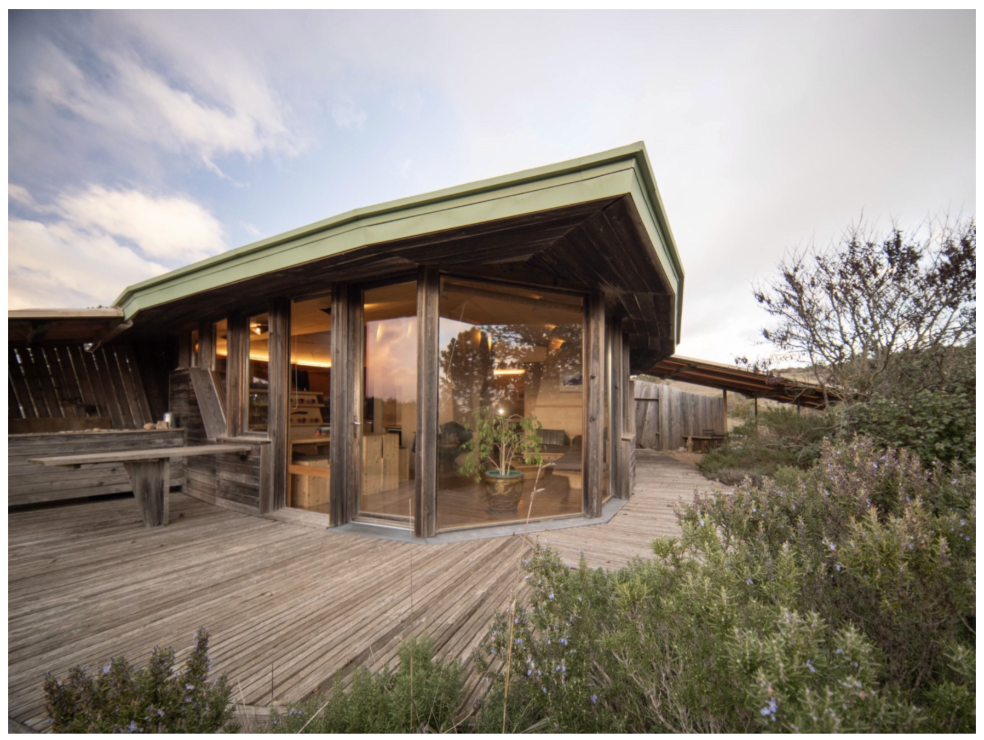 Un domaine ou l’architecture epouse la nature