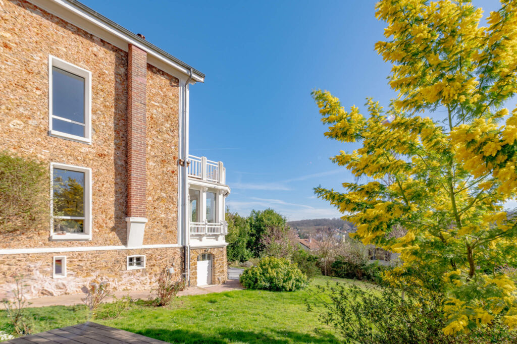 Maison de caractere a vendre a Sevres