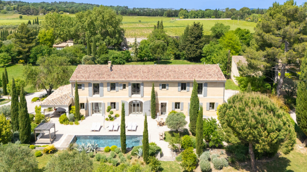 Propriete de caractere a Avignon