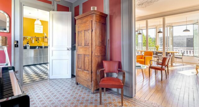 Maison de caractere a vendre a Sevres