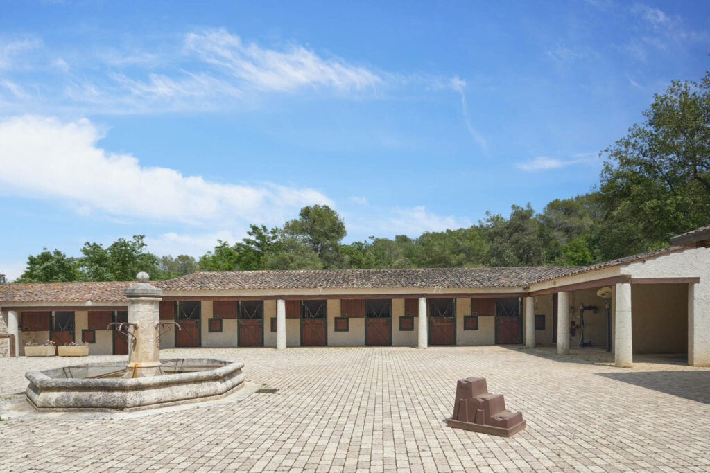 Propriete equestre a vendre
