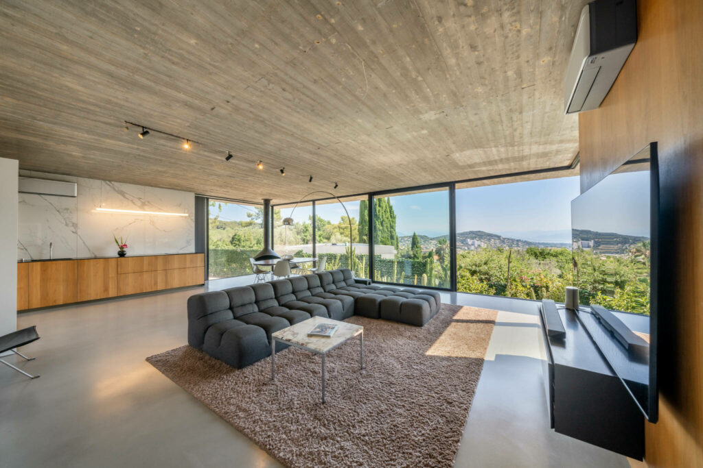 Villa contemporaine, vue mer panoramique a Cannes