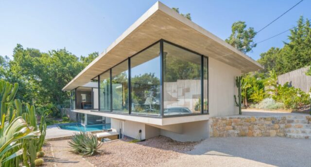 Villa contemporaine, vue mer panoramique a Cannes