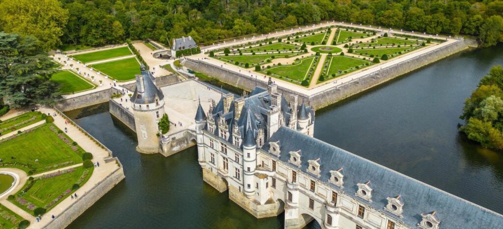 John Taylor ouvre un nouveau chapitre de son développement dans le Val de Loire