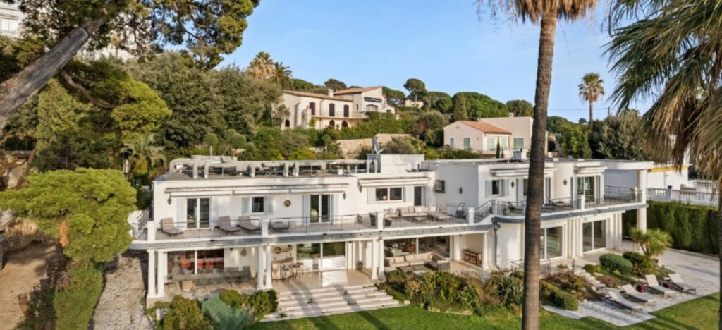 Villa au Cap d’Antibes avec vue panoramique sur la mer
