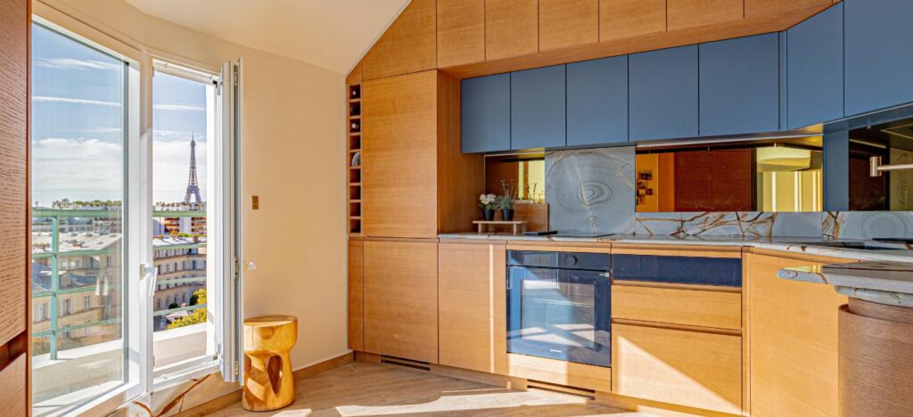 Appartement parisien avec terrasse panoramique de 30 m²